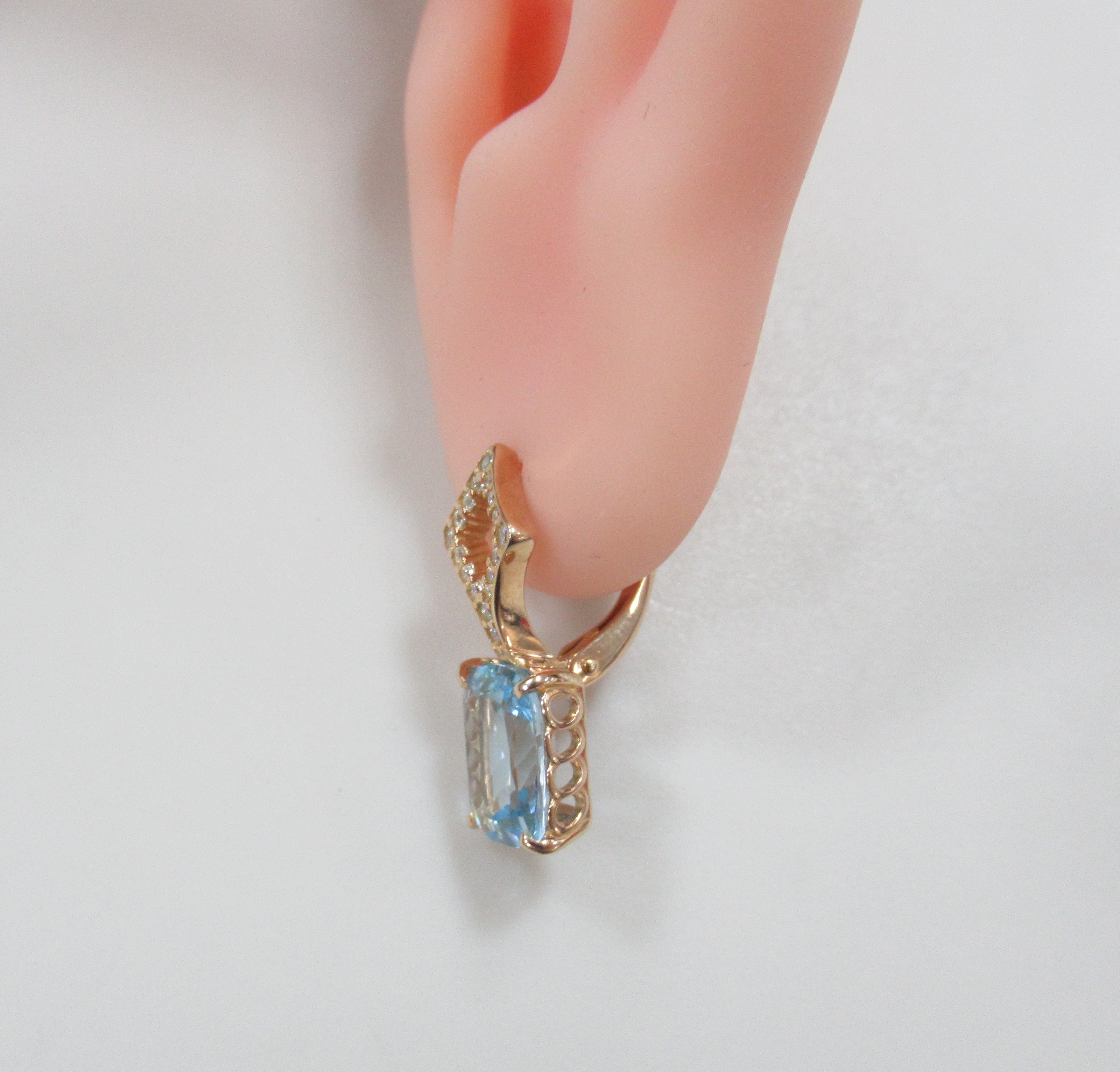 Серебряные серьги с топазами